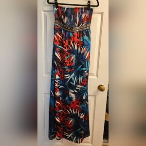Beautiful satin strapless dress Size M